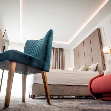 Hotel Krilo Jesenice  Zewnętrze zdjęcie